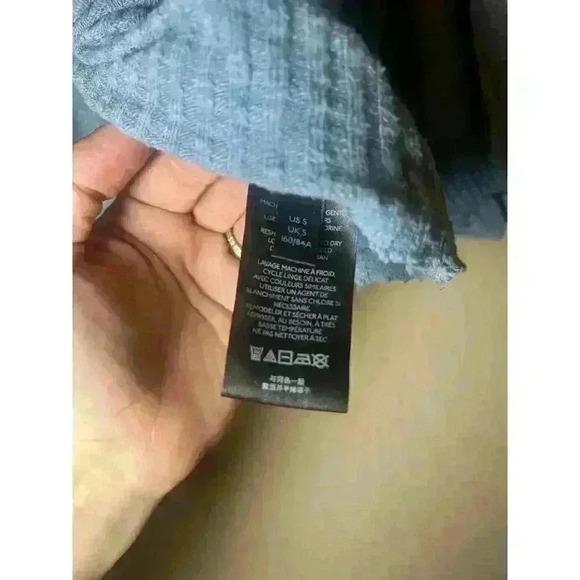 Urban outfitters size S cropped top with balloon sleeves - Picture 7 of 12